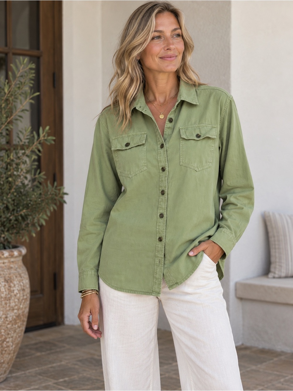 THE GREAT The Field Shirt in Green Twill Size 0 XS Button Up Pocket Cotton